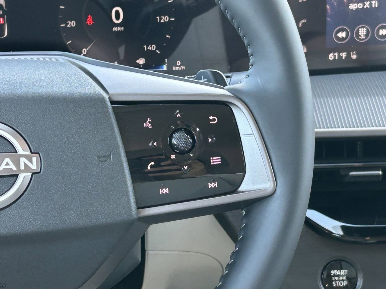 Certified 2025 Nissan Murano SV w/ Cargo Package image 27