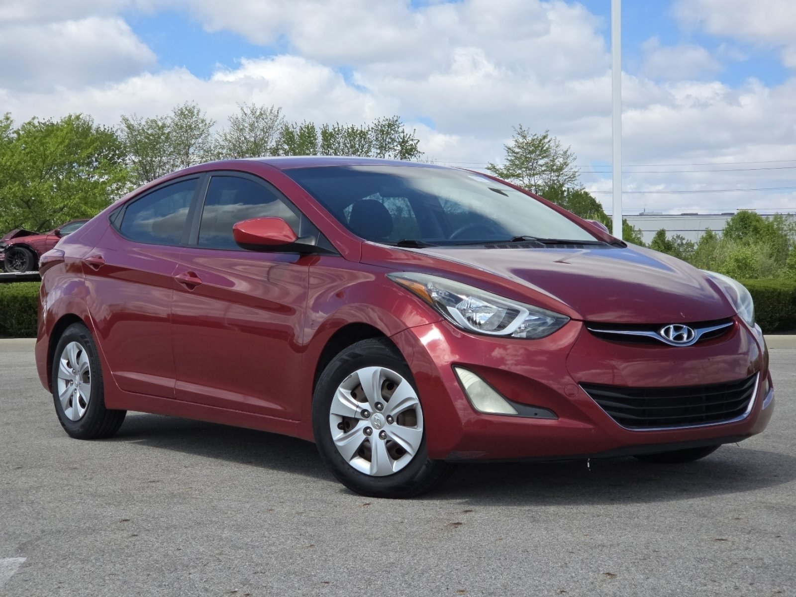 Used 2016 Hyundai Elantra SE image 2