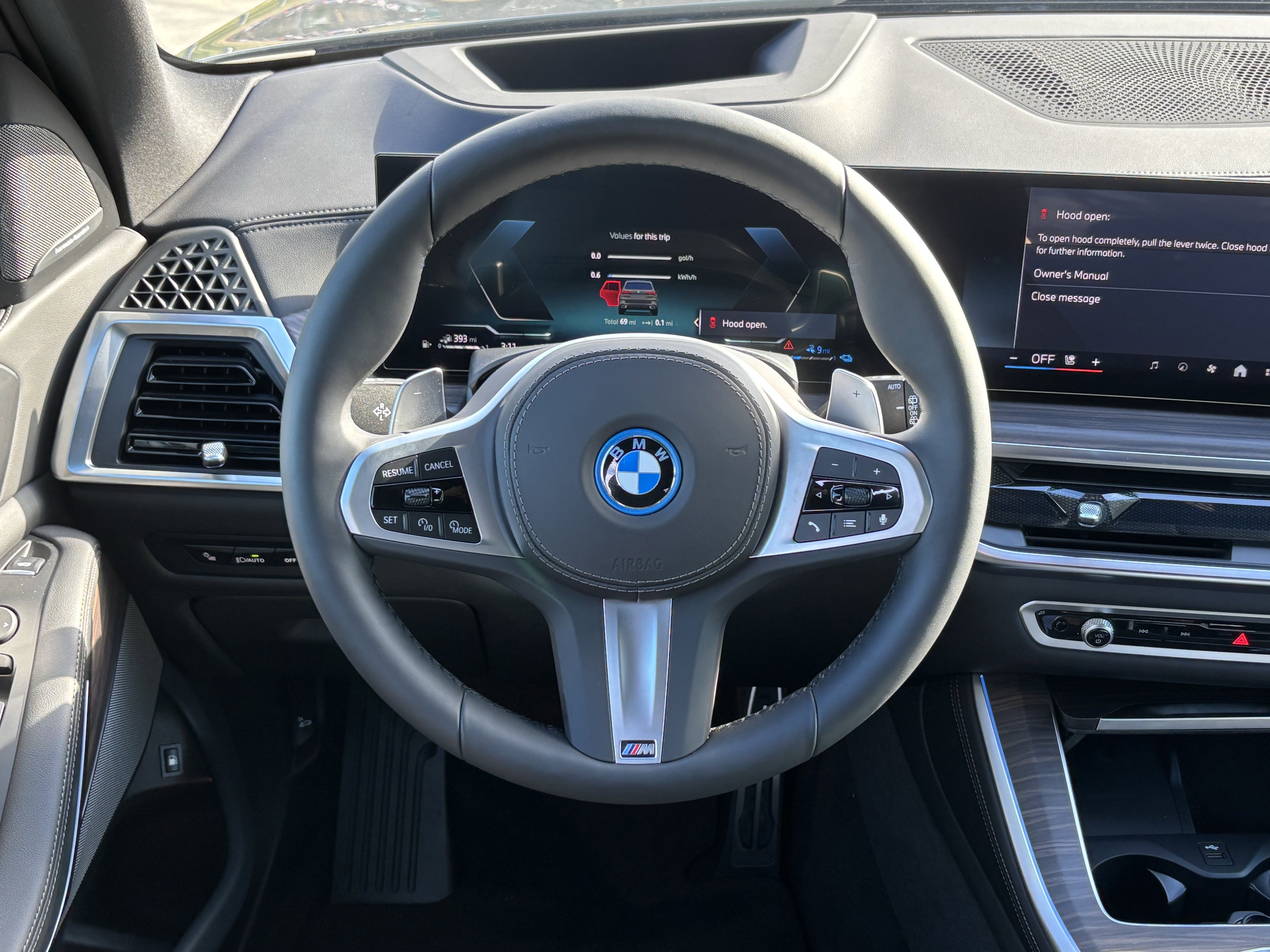 Used 2026 BMW X5 xDrive50e w/ M Sport Package image 18