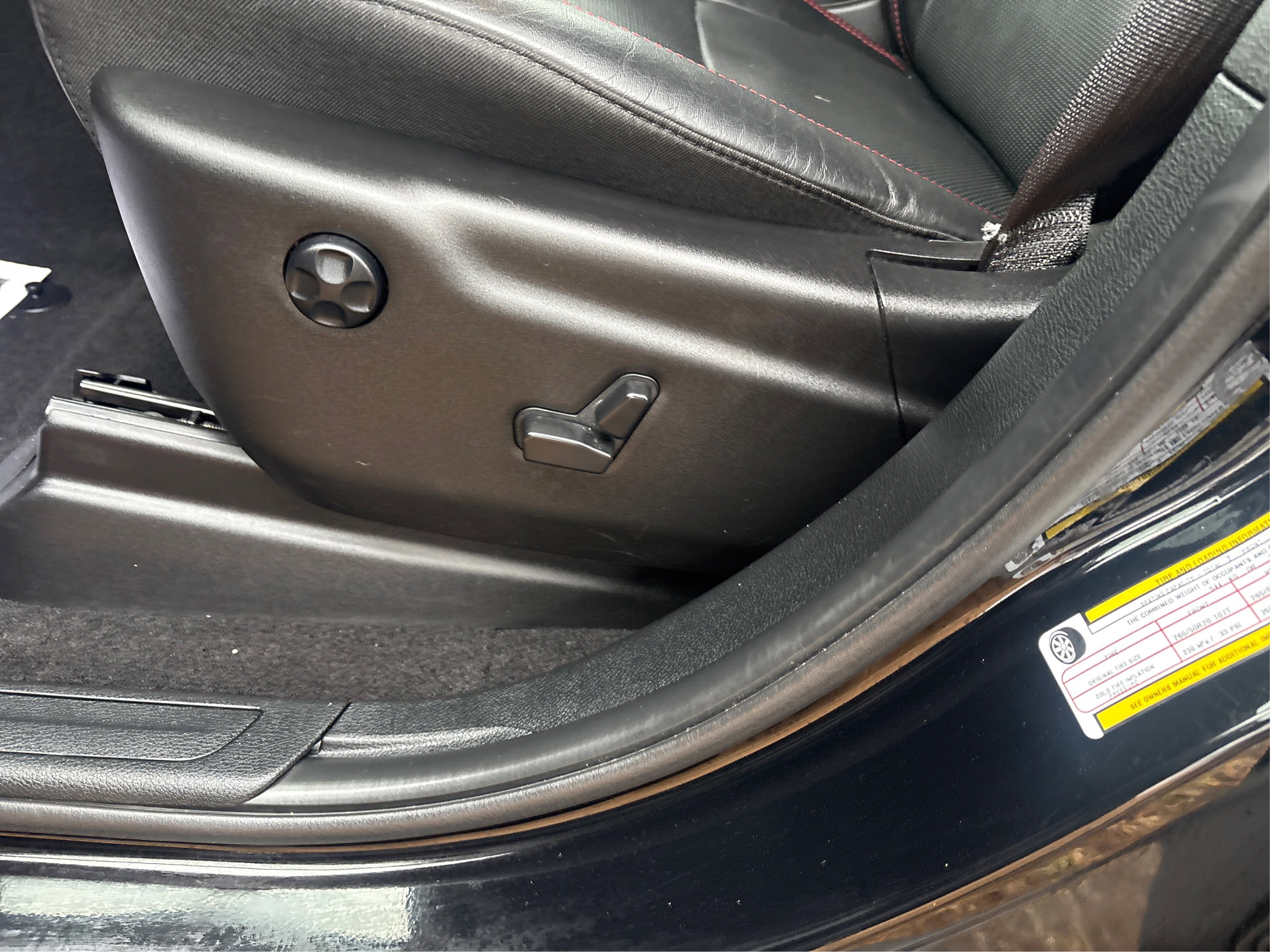 Used 2024 Dodge Durango GT image 19