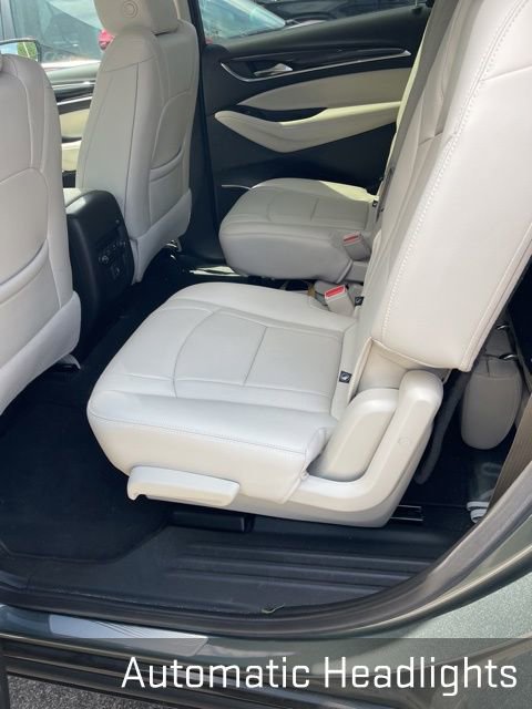 Used 2024 Buick Enclave Essence w/ Technology Package FWD image 14