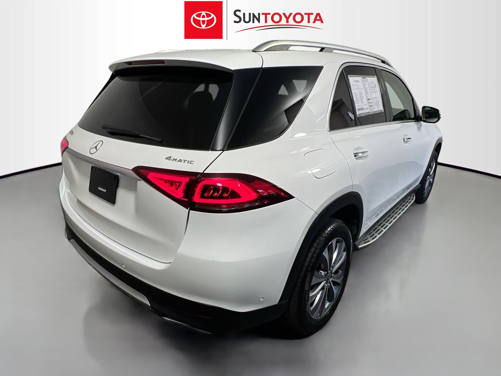 Used 2022 Mercedes-Benz GLE 350 4MATIC image 4