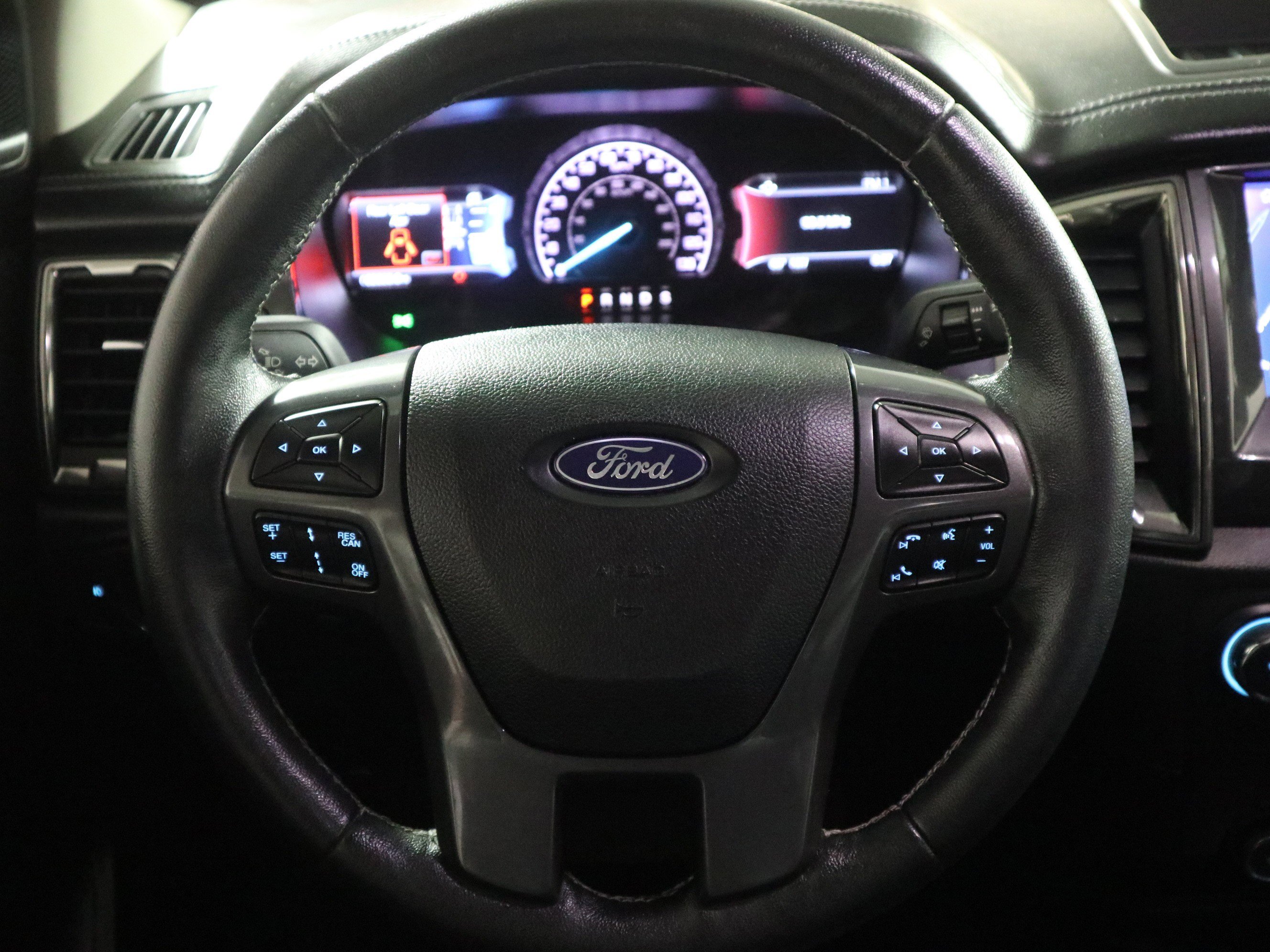 Used 2019 Ford Ranger Lariat w/ Equipment Group 501A Mid image 14