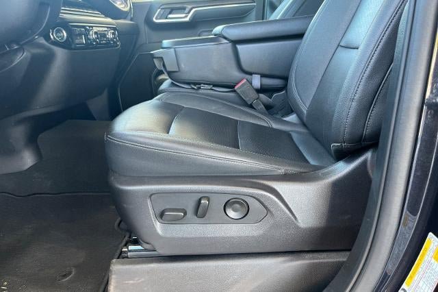 Used 2025 GMC Sierra 1500 SLT AWD/4WD image 17