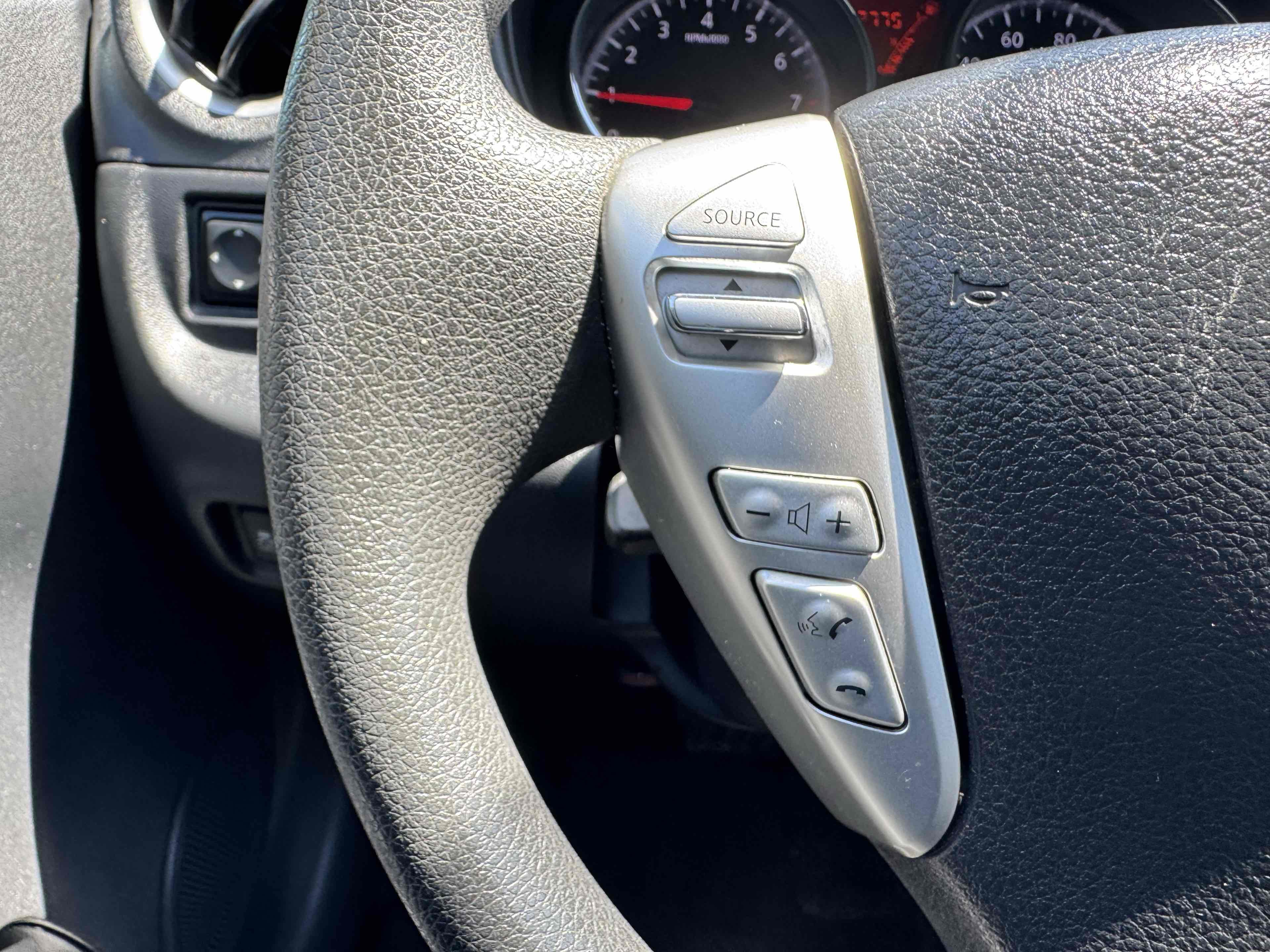 Used 2015 Nissan Versa Note S Plus image 21