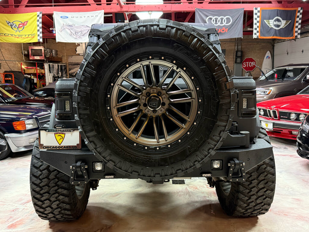 Used 2023 Jeep Wrangler Unlimited Rubicon 392 w/ Xtreme Recon 35" Tire Package AWD/4WD image 18