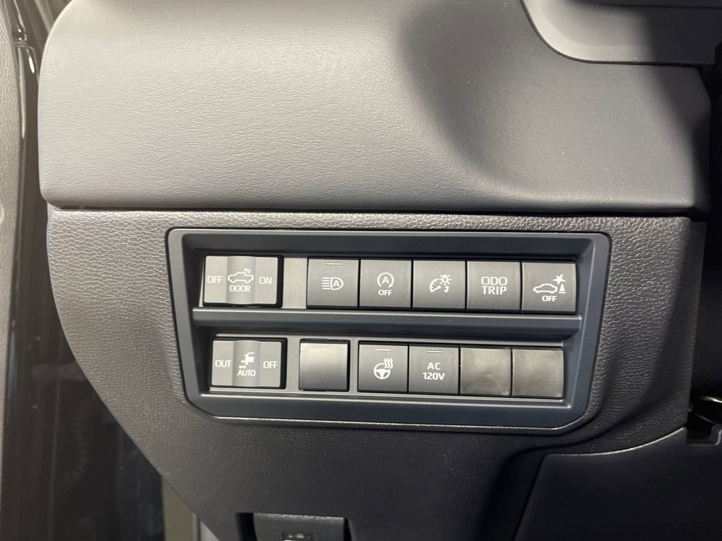 New 2026 Toyota Tundra Platinum image 29