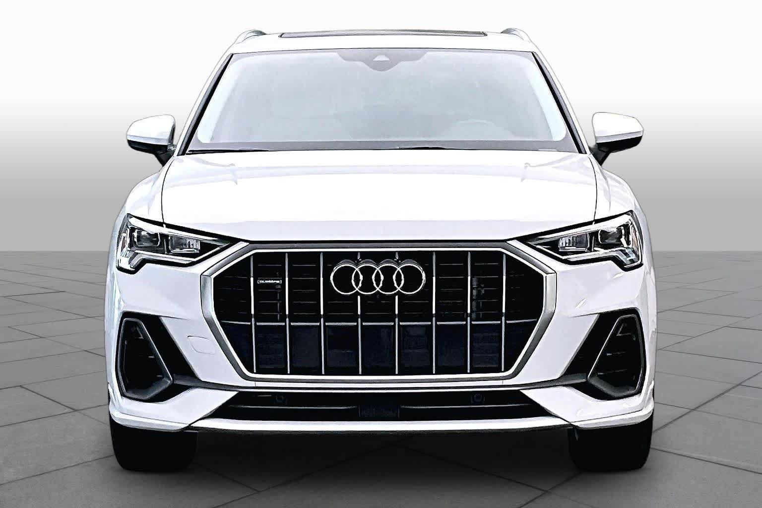 Used 2023 Audi Q3 2.0T Premium Plus w/ Premium Plus Package AWD/4WD image 4