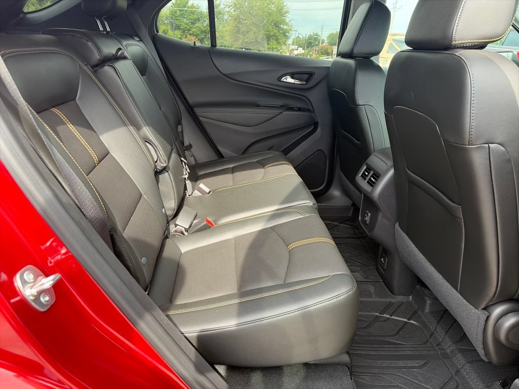 Used 2024 Chevrolet Equinox Premier w/ LPO, Floor Liner Package FWD image 14