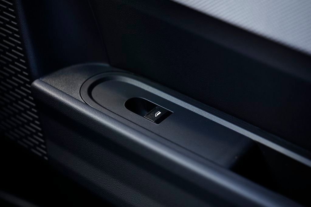 New 2026 MINI Cooper S image 38