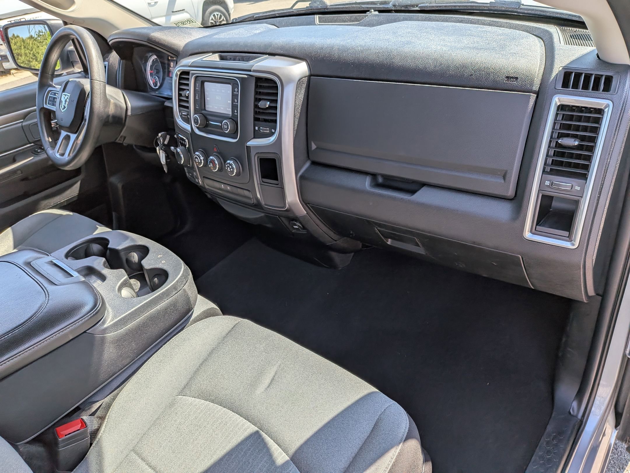 Used 2024 RAM 1500 Classic SLT AWD/4WD image 36