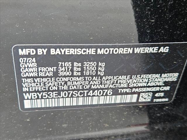 New 2025 BMW i7 xDrive60 w/ Premium Package AWD/4WD image 17