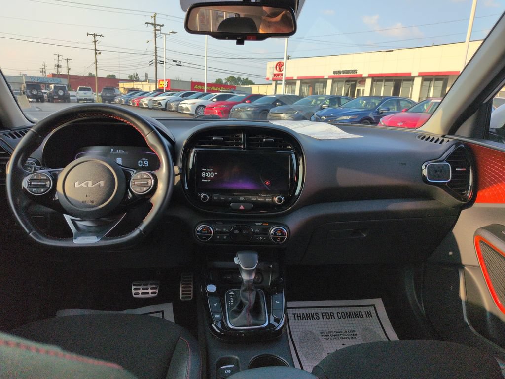 Used 2024 Kia Soul GT-Line w/ GT-Line Technology Package FWD image 12