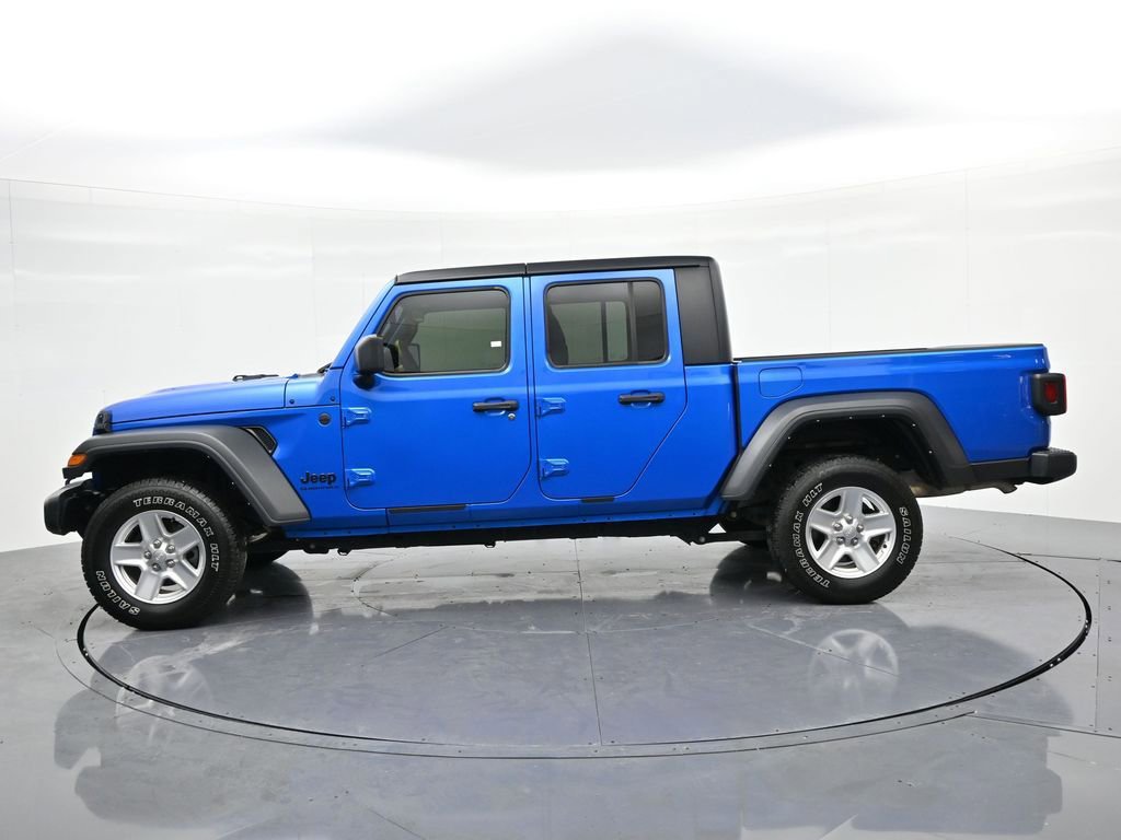 Used 2023 Jeep Gladiator Sport image 9