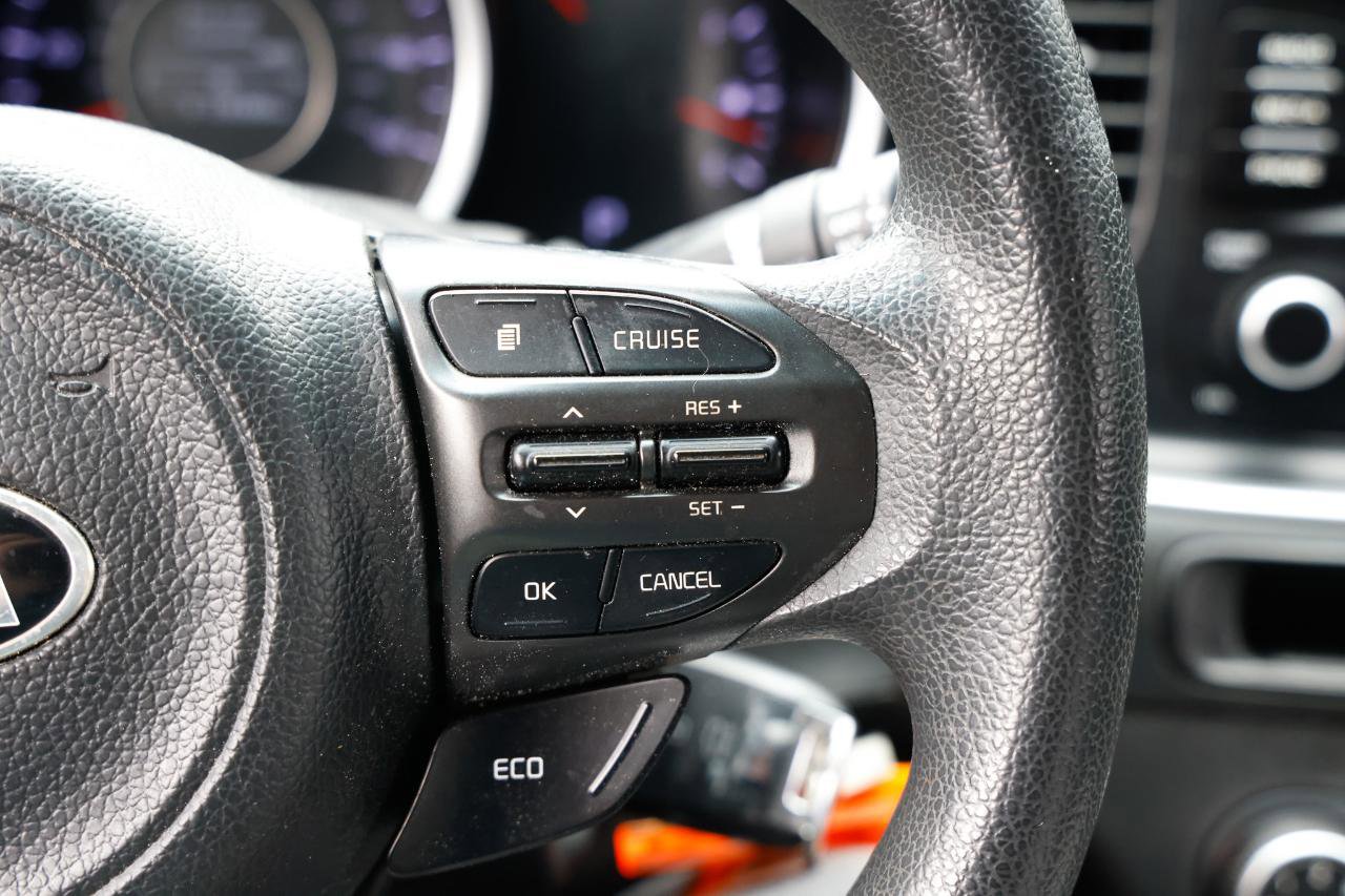 Used 2015 Kia Optima LX FWD image 26