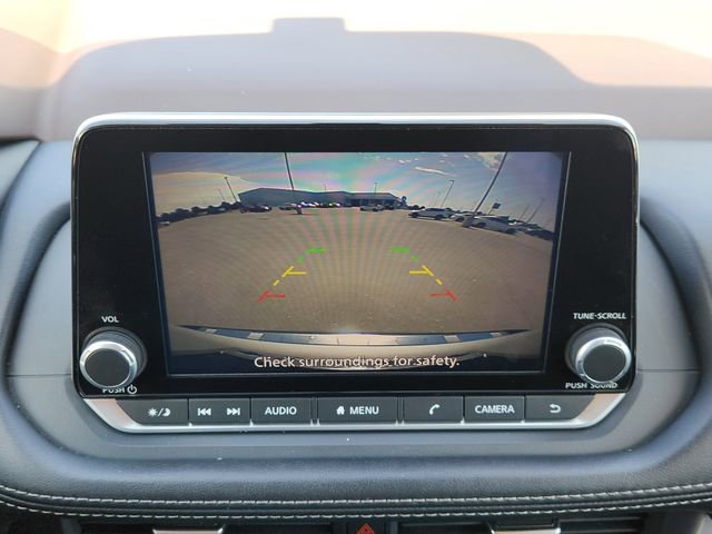 Used 2023 Nissan Rogue SV image 19