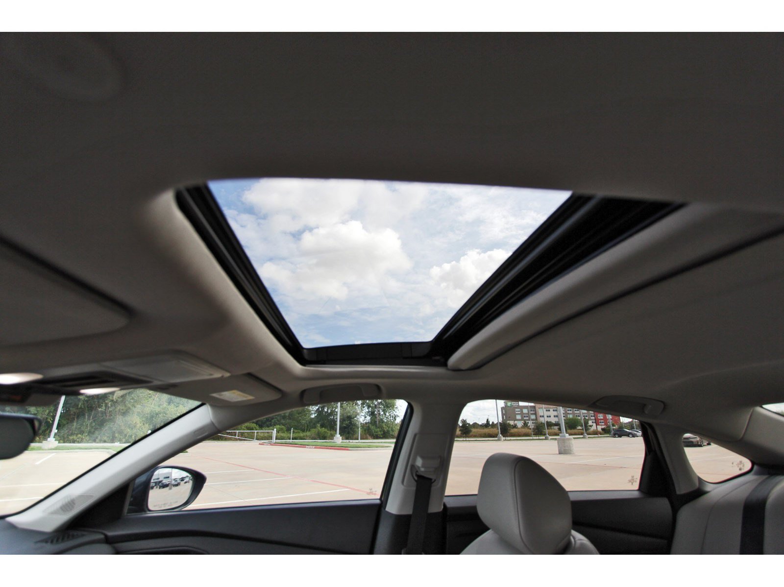 Used 2024 Honda Accord EX-L image 32