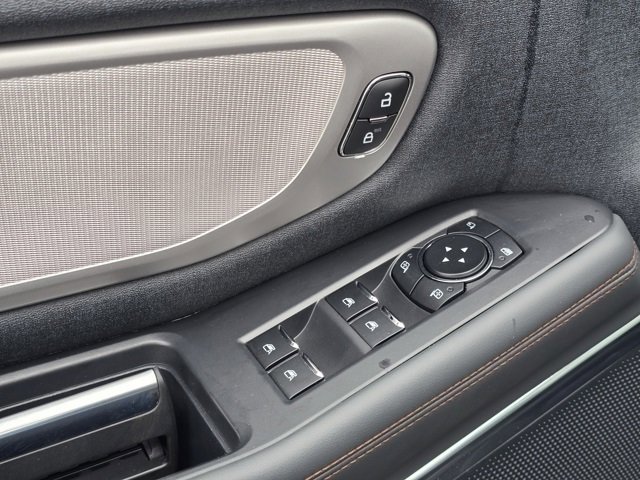 Used 2025 Ford Expedition Active image 41