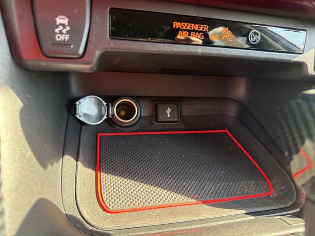 Used 2022 Toyota RAV4 XLE image 18