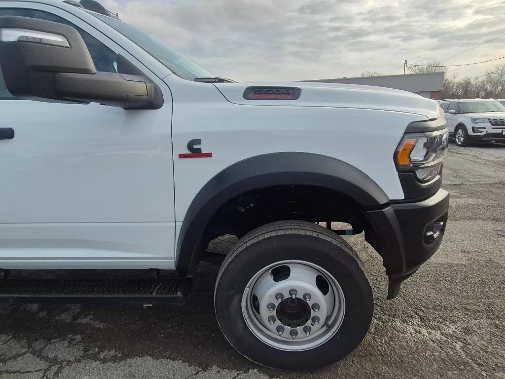 Used 2024 RAM 5500 Tradesman w/ Safety Group image 19