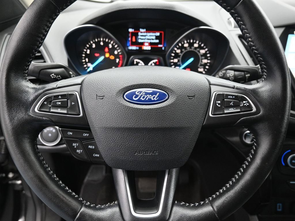 Used 2019 Ford Escape SE image 12