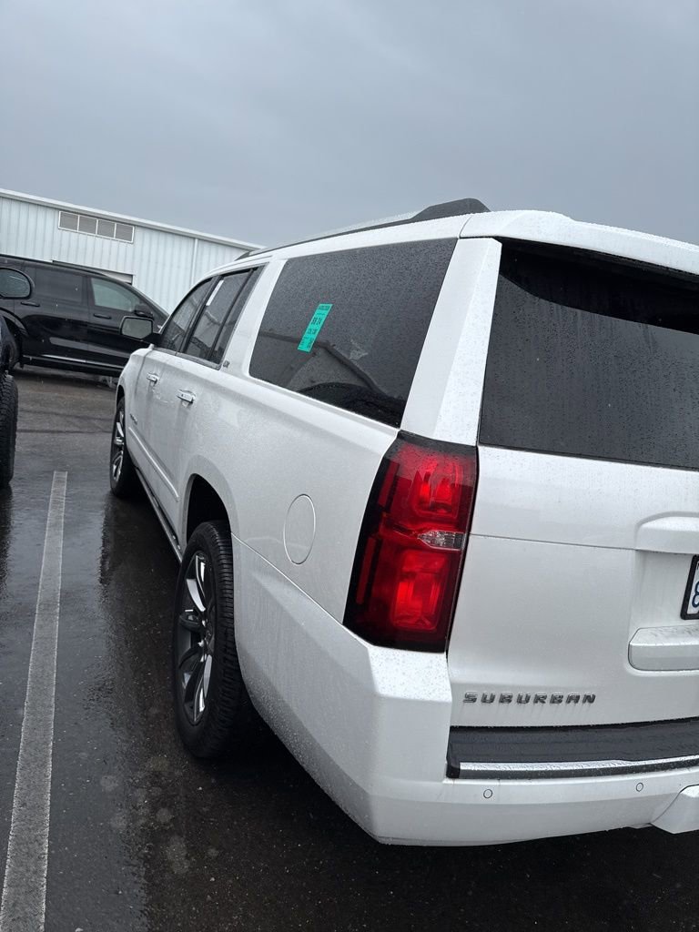 Used 2016 Chevrolet Suburban LTZ image 9