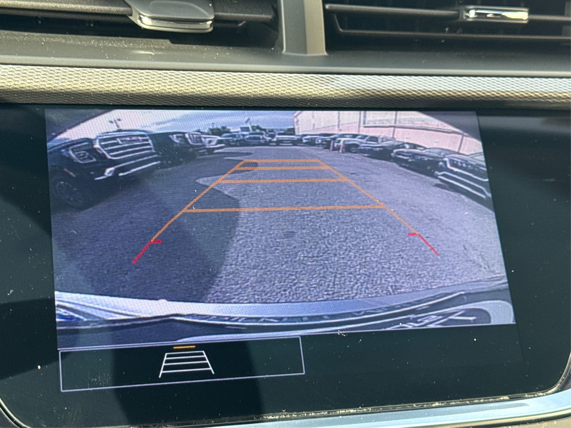 Used 2023 Buick Encore GX Select w/ Sport Touring Package image 29