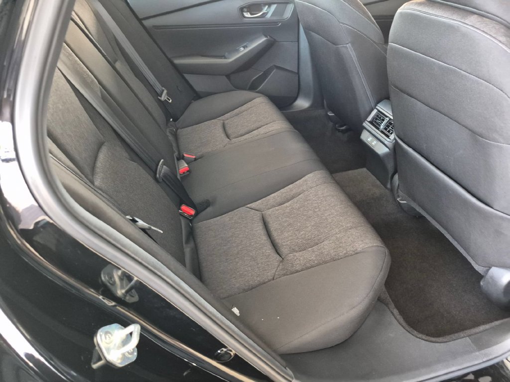 Used 2025 Honda Accord SE image 27