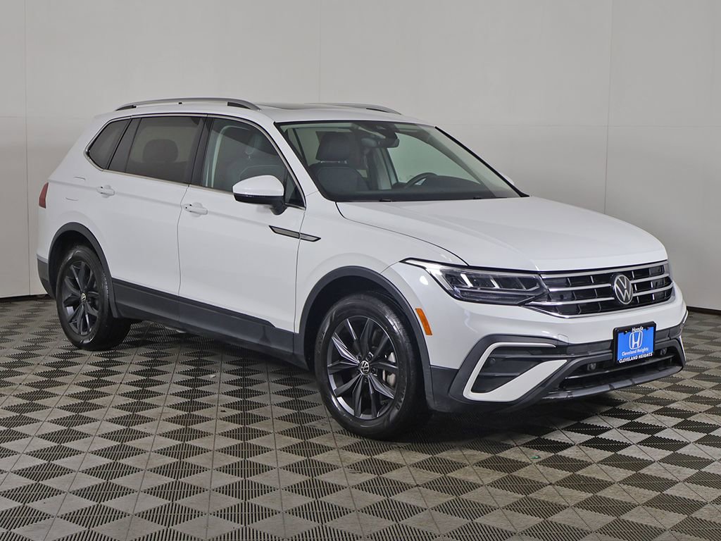 Used 2023 Volkswagen Tiguan SE image 54