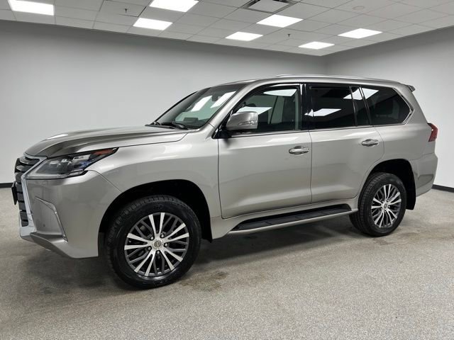 Used 2016 Lexus LX 570 4WD w/ Luxury Package image 5