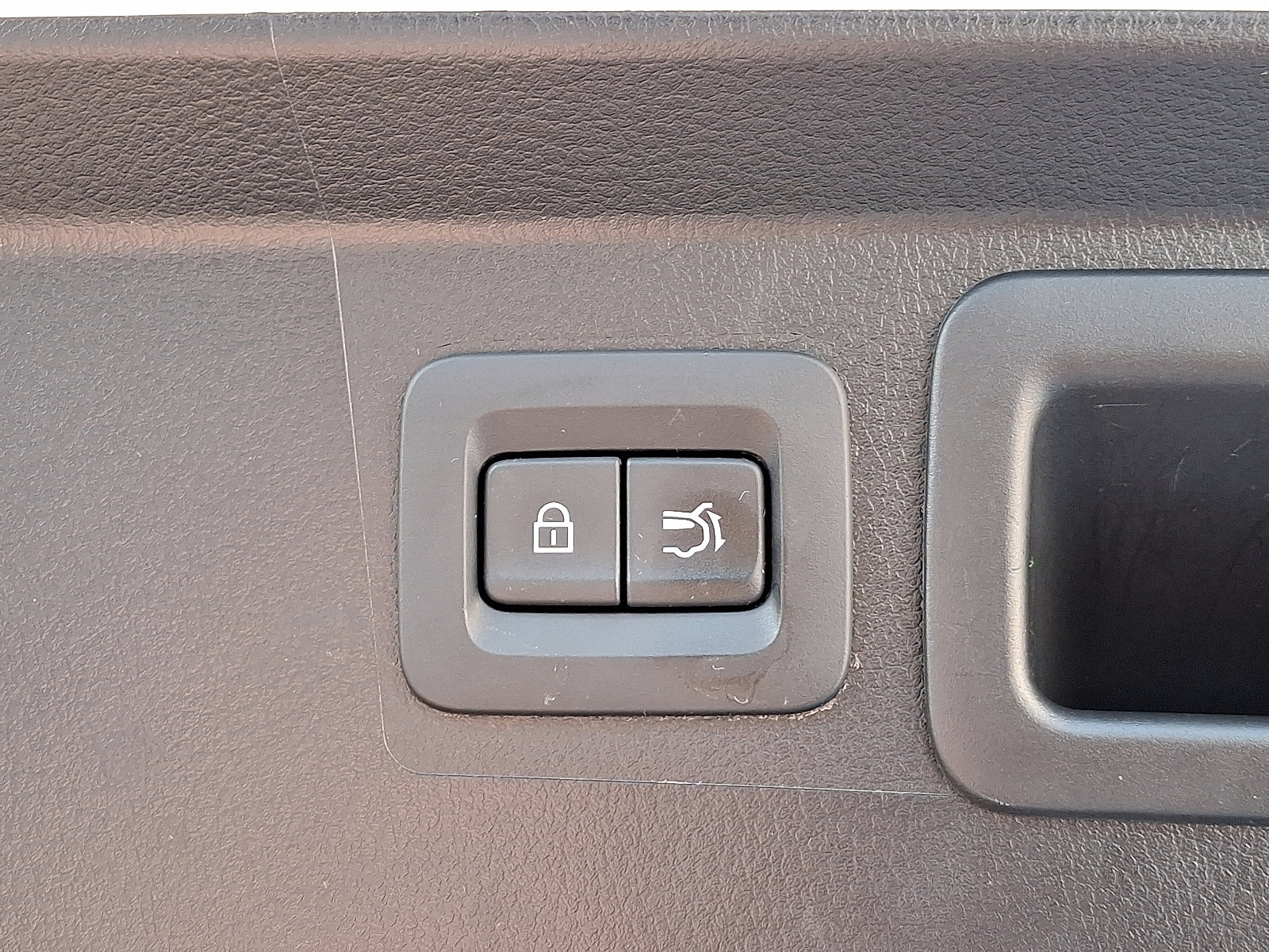 Used 2023 MAZDA CX-50 AWD 2.5 S w/ Cargo Package image 30