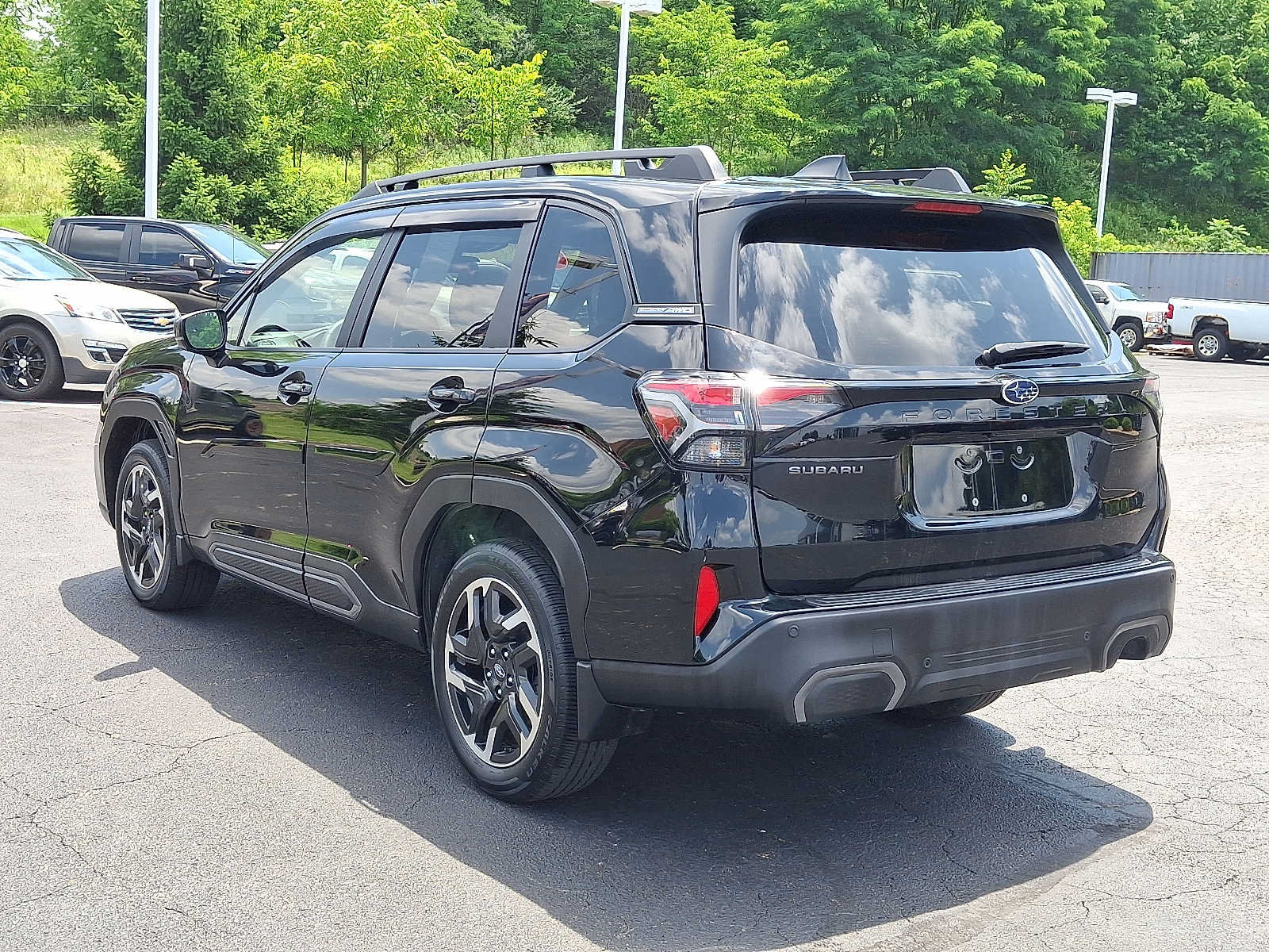 Used 2025 Subaru Forester Limited AWD/4WD image 4