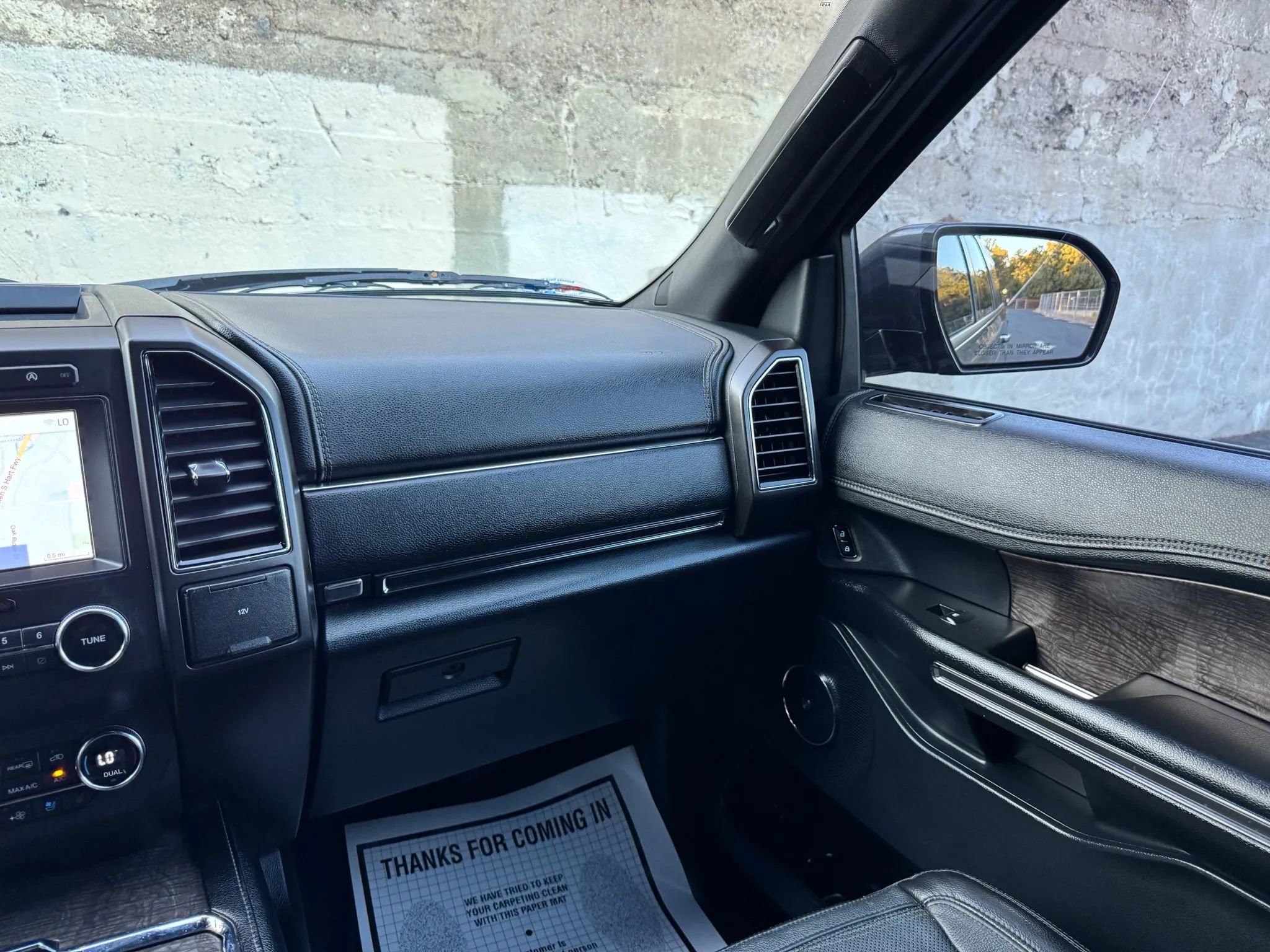 Used 2020 Ford Expedition Max Limited image 40