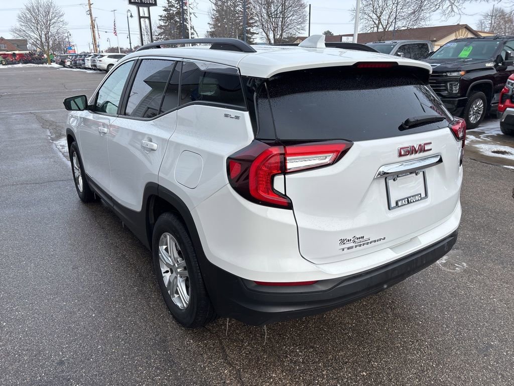 Used 2022 GMC Terrain SLE w/ Driver Convenience Package image 7