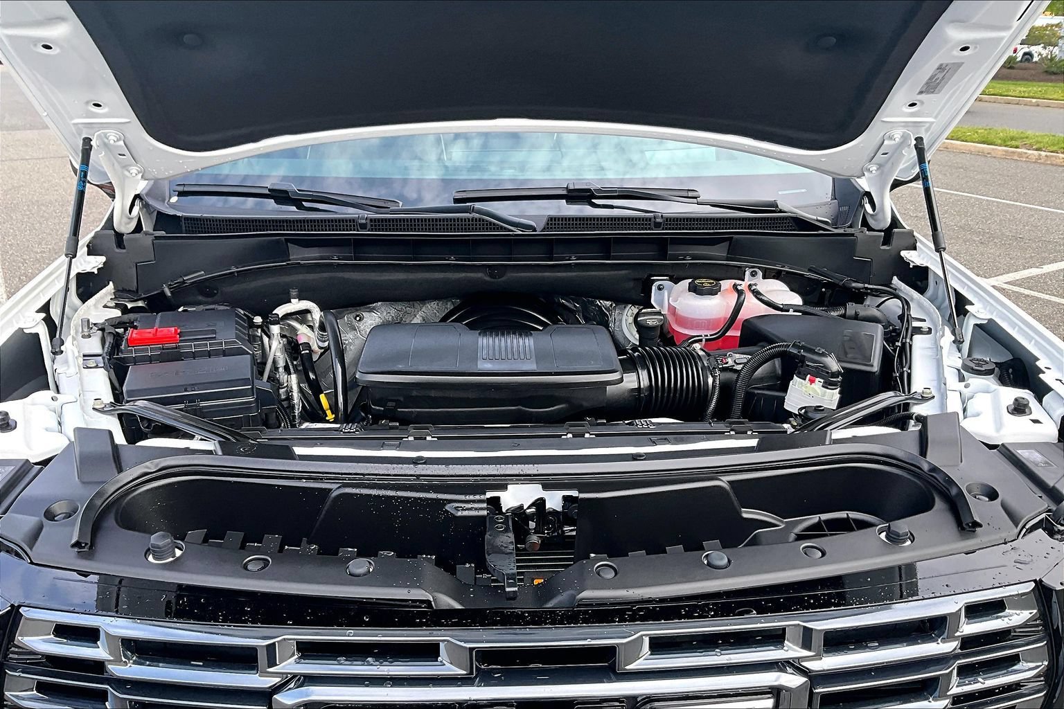 Used 2026 GMC Yukon Denali Ultimate AWD/4WD image 9