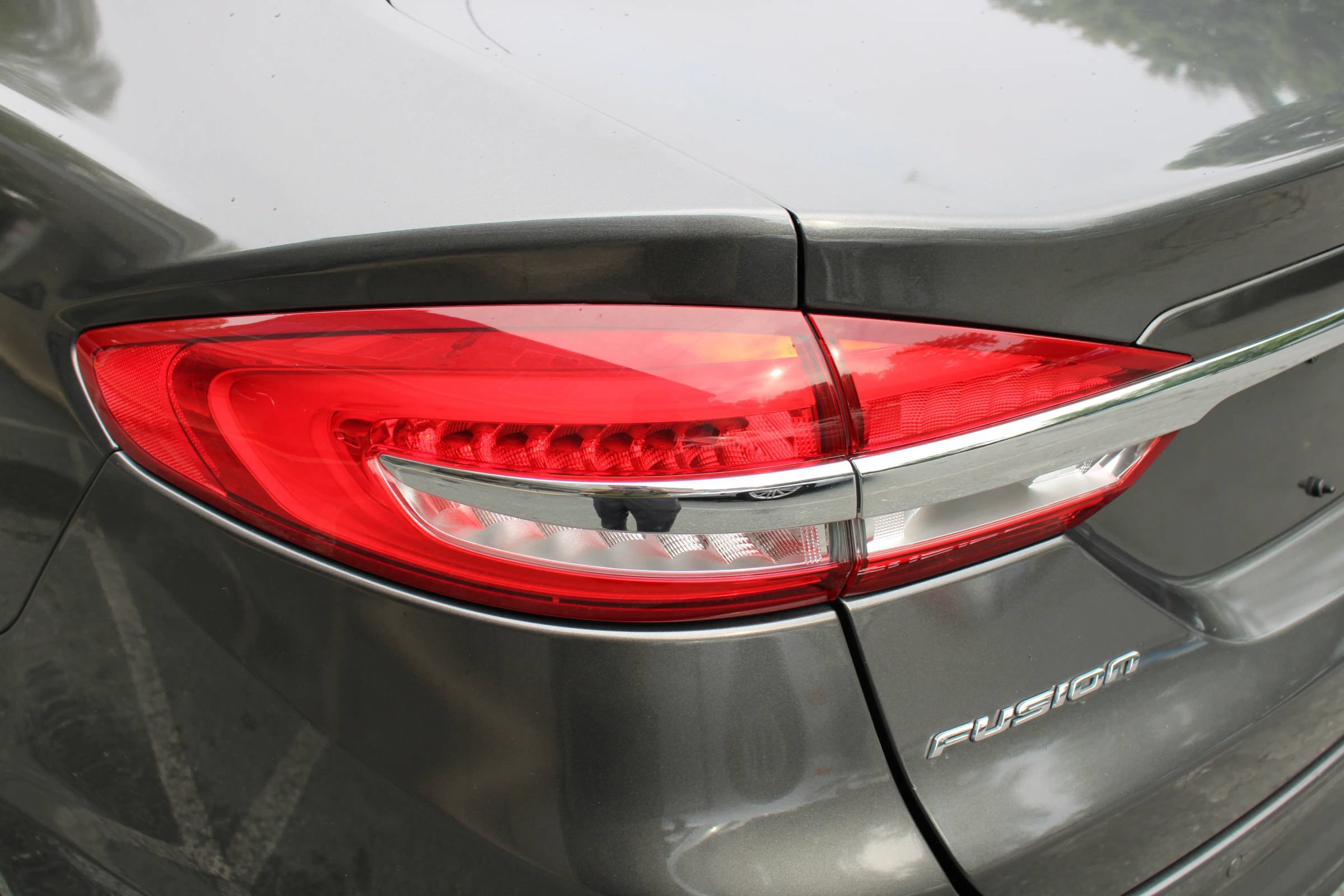 Used 2017 Ford Fusion SE w/ Fusion SE Technology Package FWD image 36