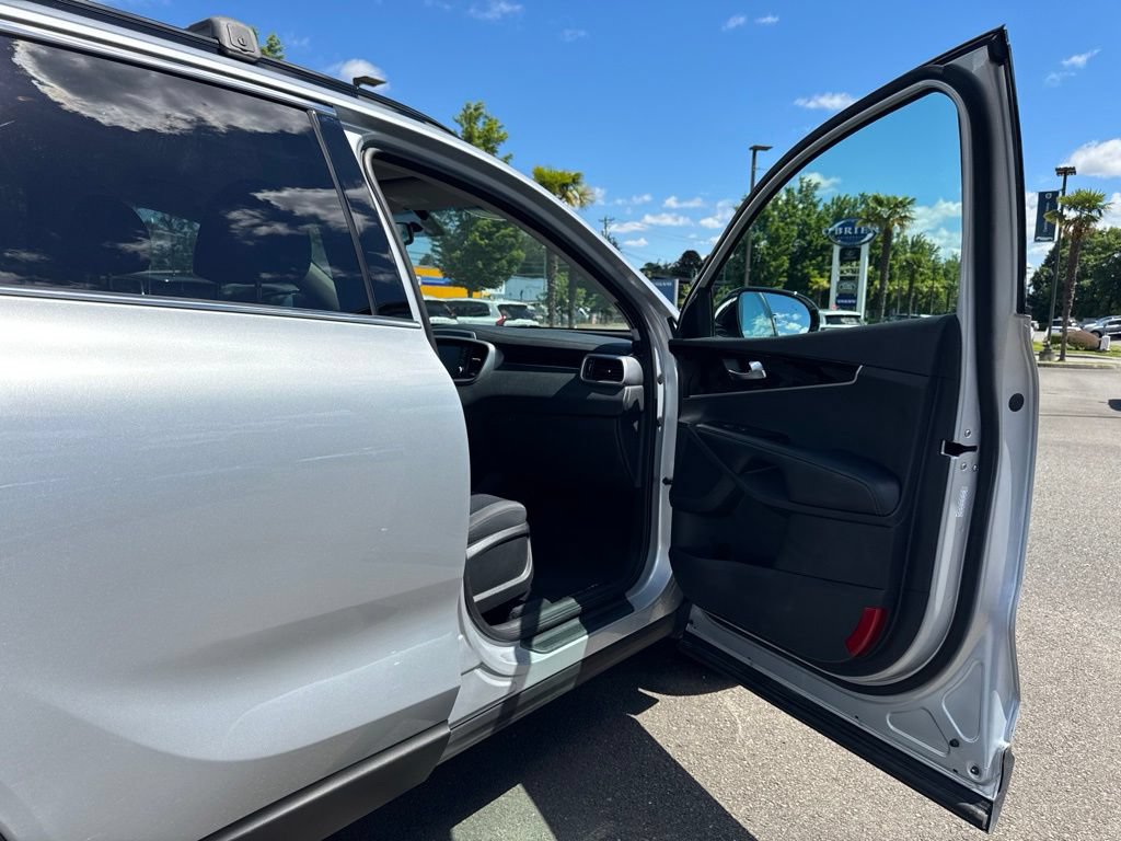 Used 2020 Kia Sorento S AWD/4WD image 19