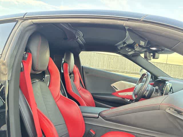 Used 2021 Chevrolet Corvette Stingray Preferred Cpe w/ Z51 Performance Package RWD image 20