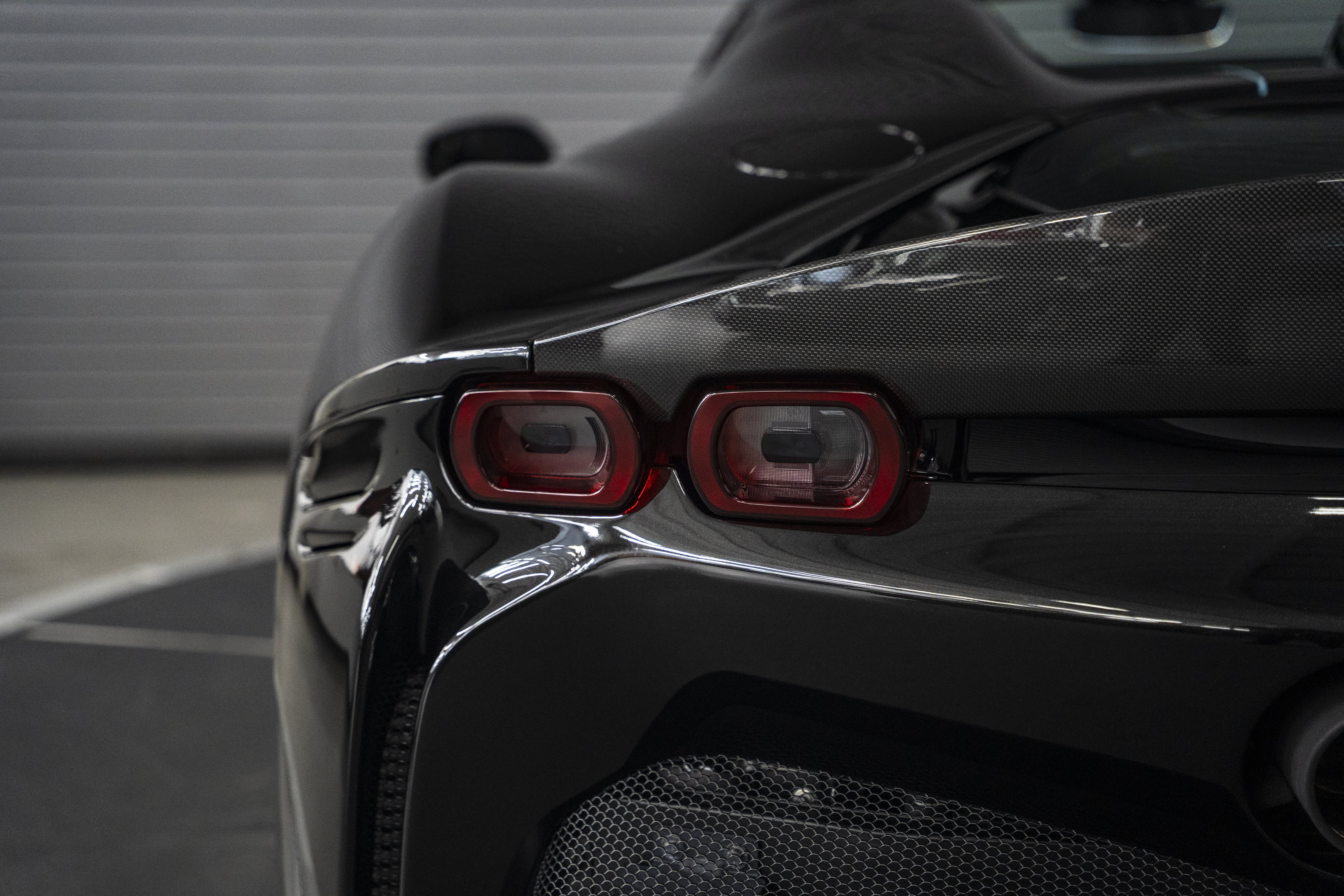 Certified 2025 Ferrari SF90 Spider AWD/4WD image 17