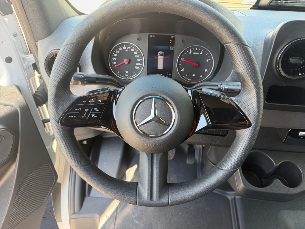 New 2025 Mercedes-Benz Sprinter 2500 image 12