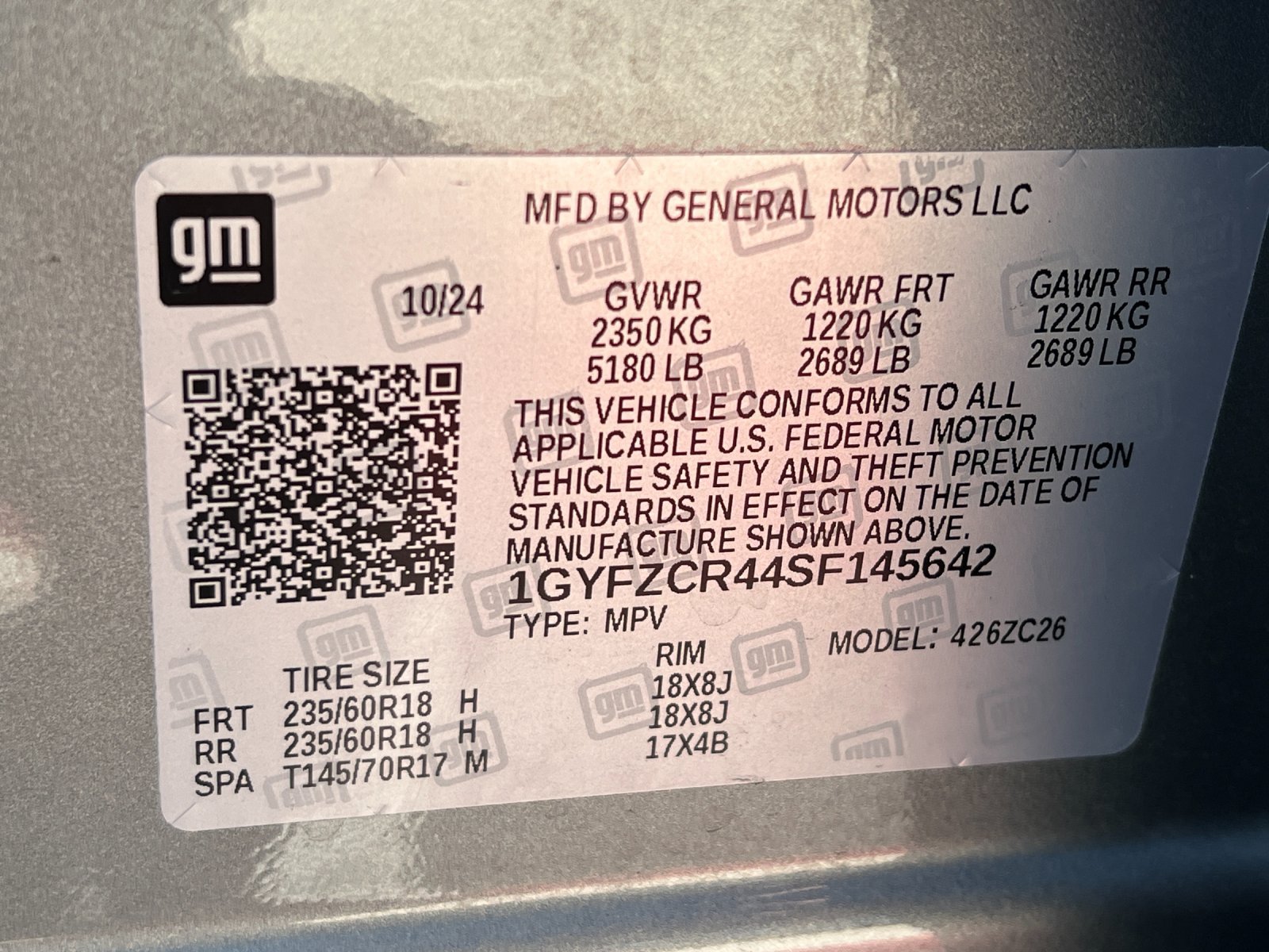 Certified 2025 Cadillac XT4 Premium Luxury FWD image 29