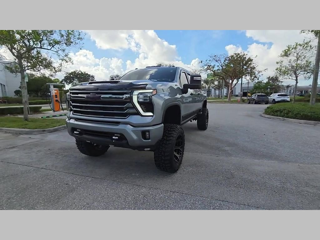 Used 2024 Chevrolet Silverado 2500 High Country w/ High Country Premium Package image 50