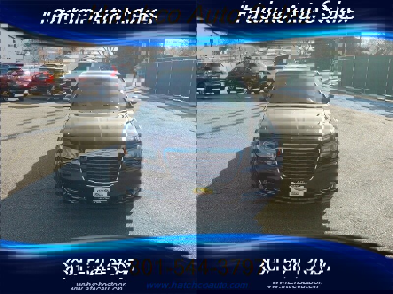 Used 2013 Chrysler 300 S w/ Luxury Group image 8