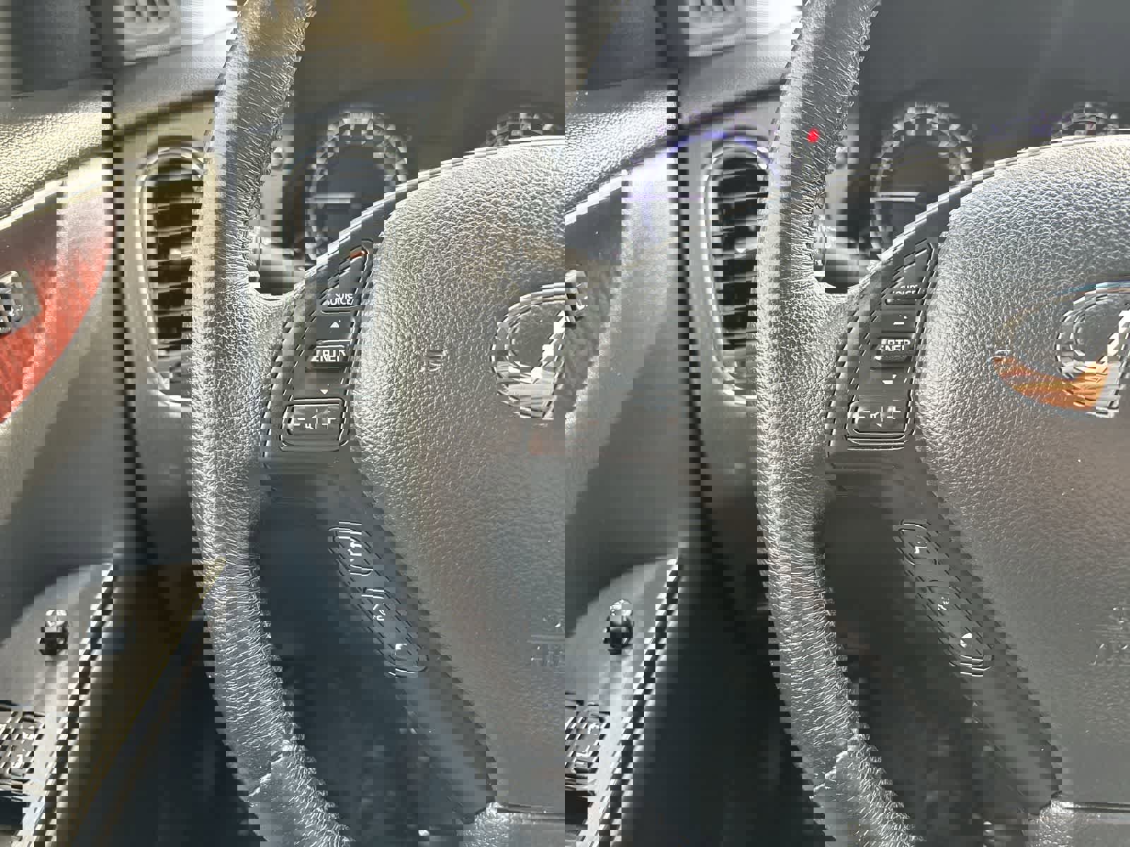 Used 2017 INFINITI QX50 w/ Premium Plus Package image 11