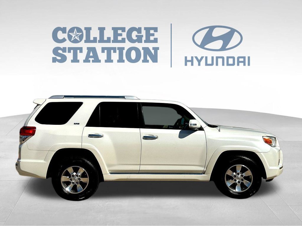 Used 2011 Toyota 4Runner SR5 RWD image 11