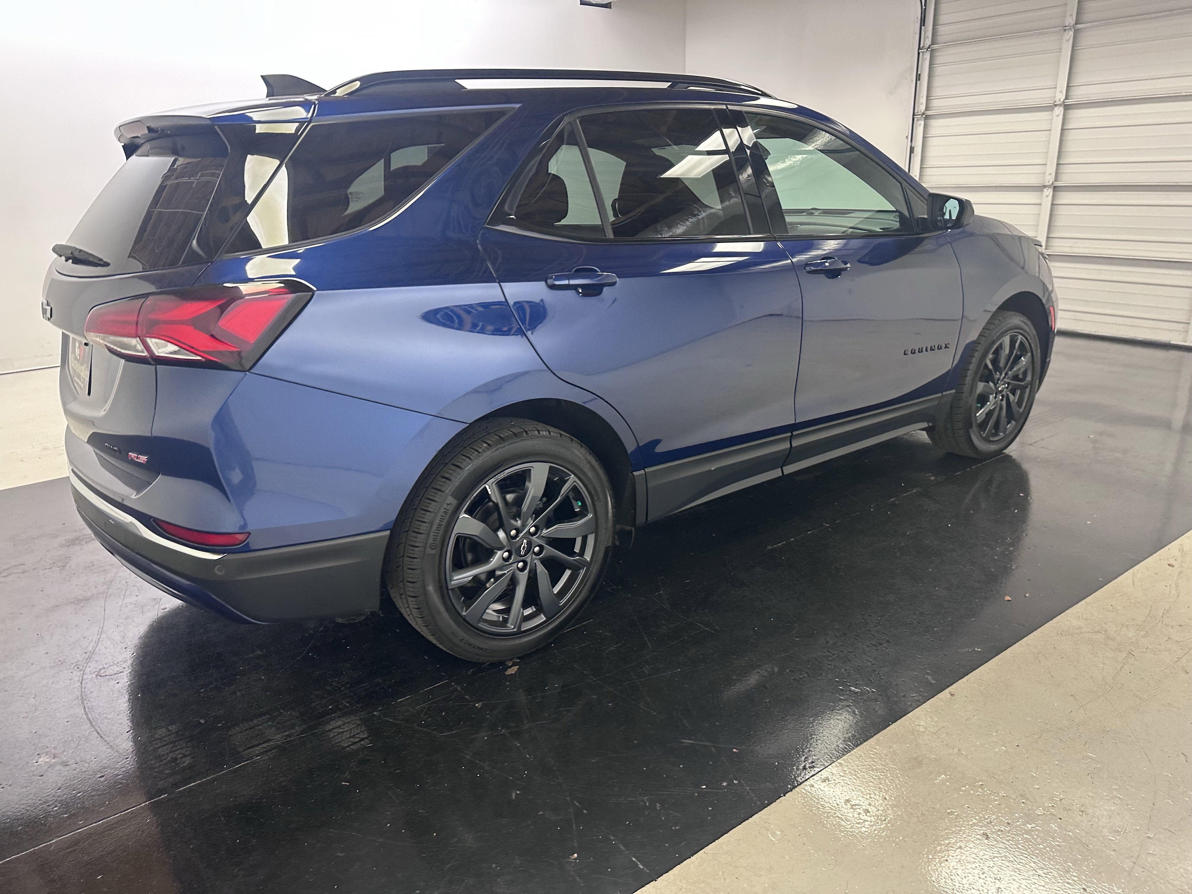 Used 2023 Chevrolet Equinox RS image 16