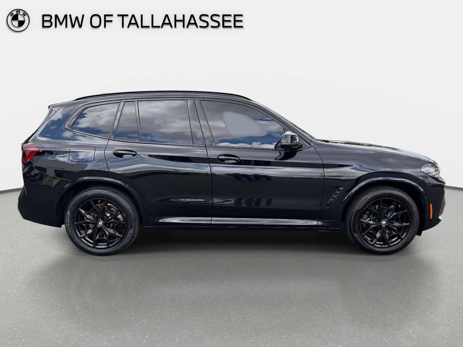 Used 2023 BMW X3 sDrive30i w/ M Sport Package image 4