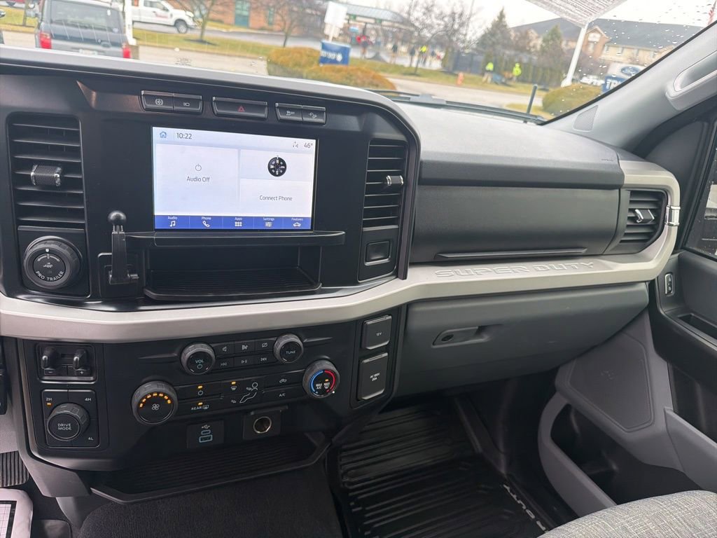 Used 2023 Ford F450 XL w/ 360-Degree Camera Package image 4