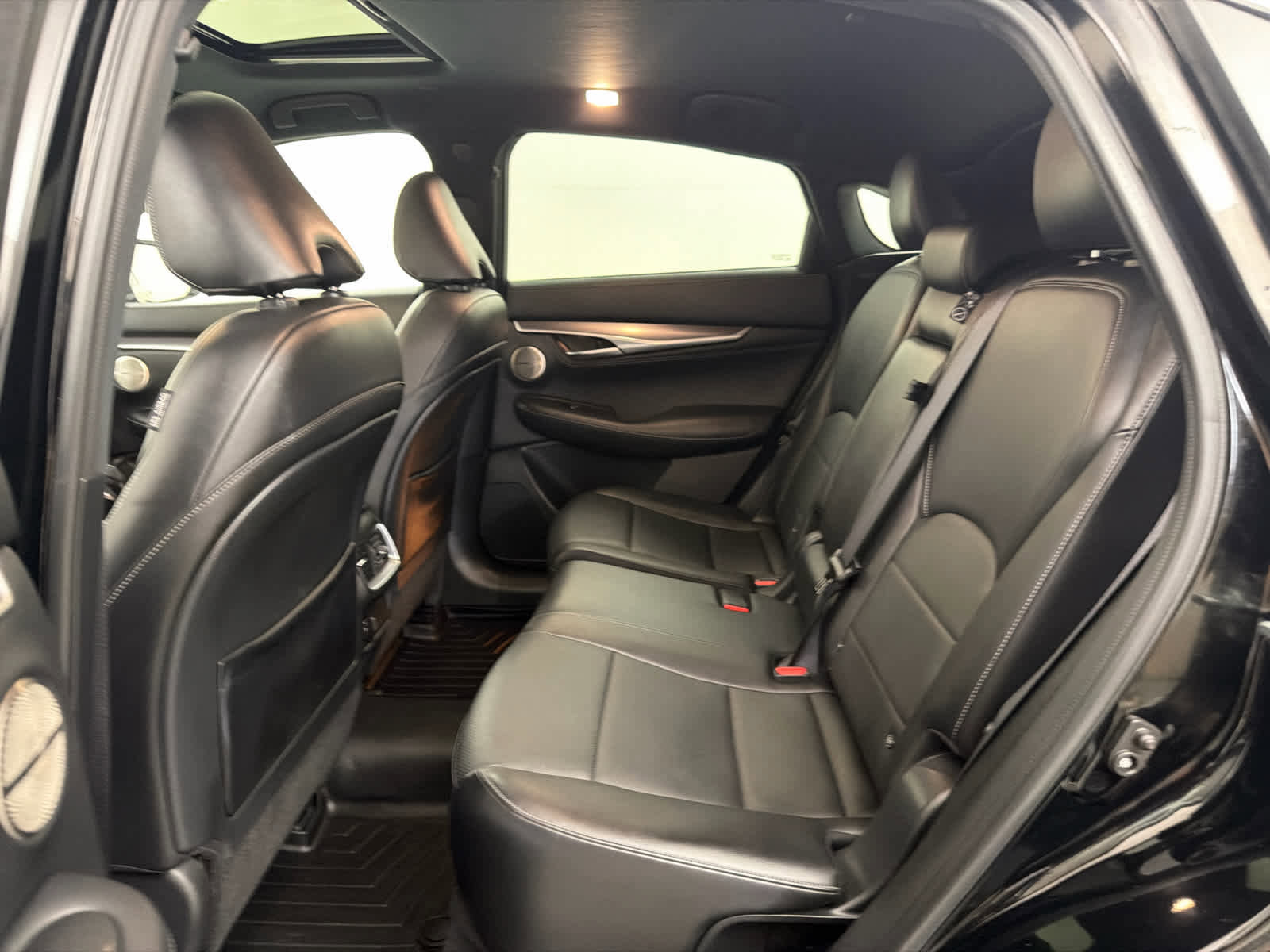 Used 2022 INFINITI QX55 Essential w/ Proassist Package image 16