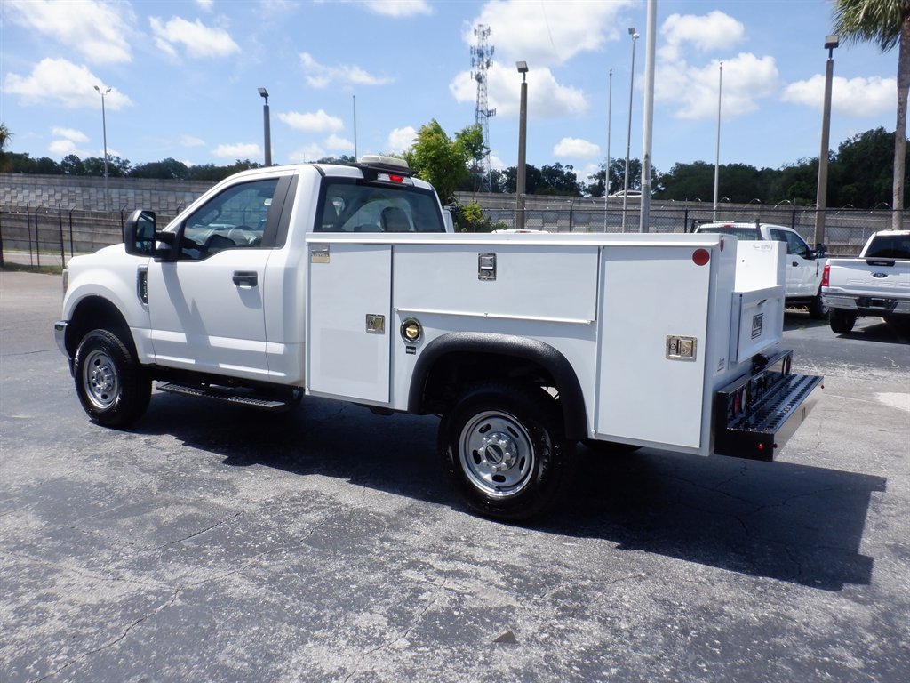 Used 2018 Ford F250 XL w/ XL Value Package AWD/4WD image 3